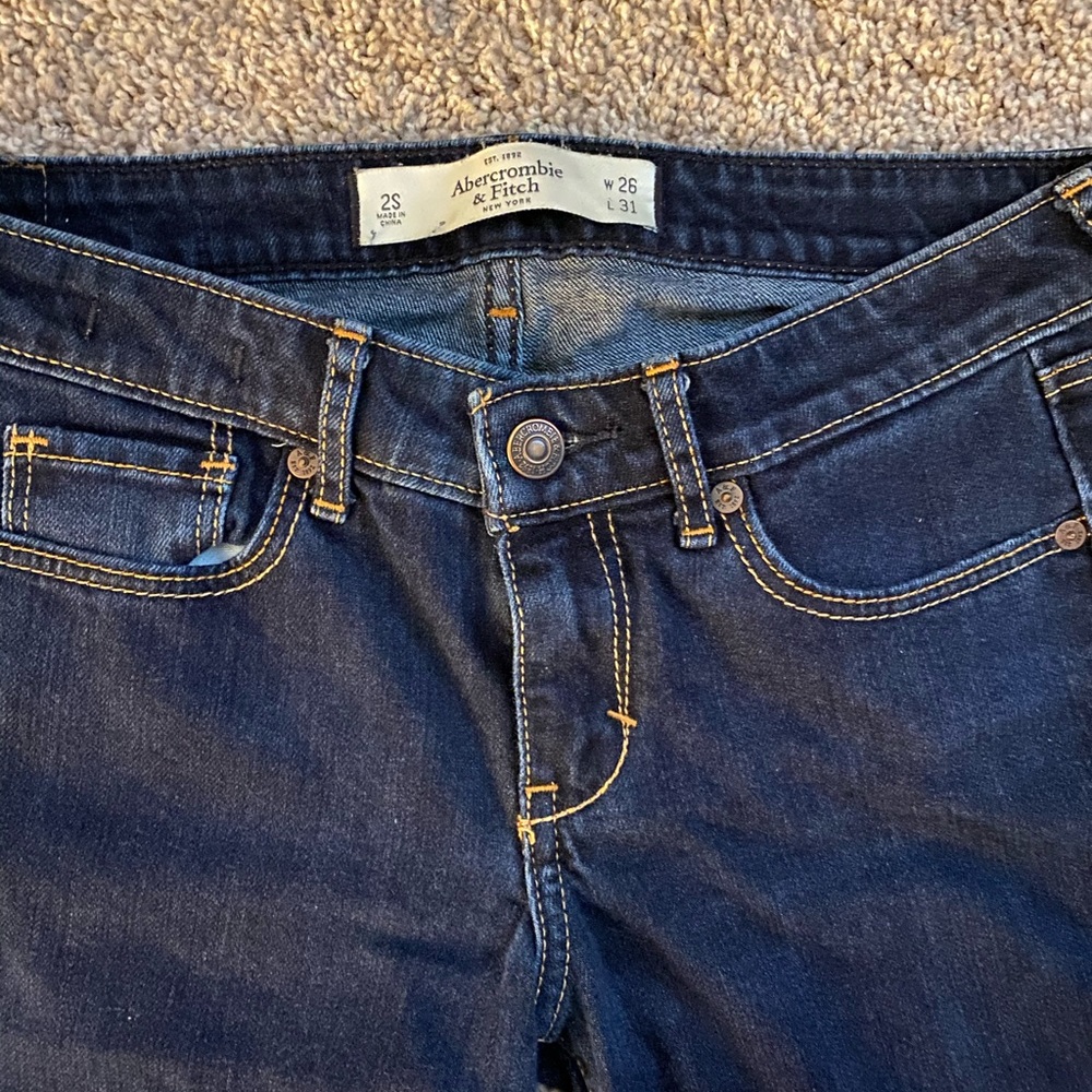Abercrombie jegging dark wash size 2
